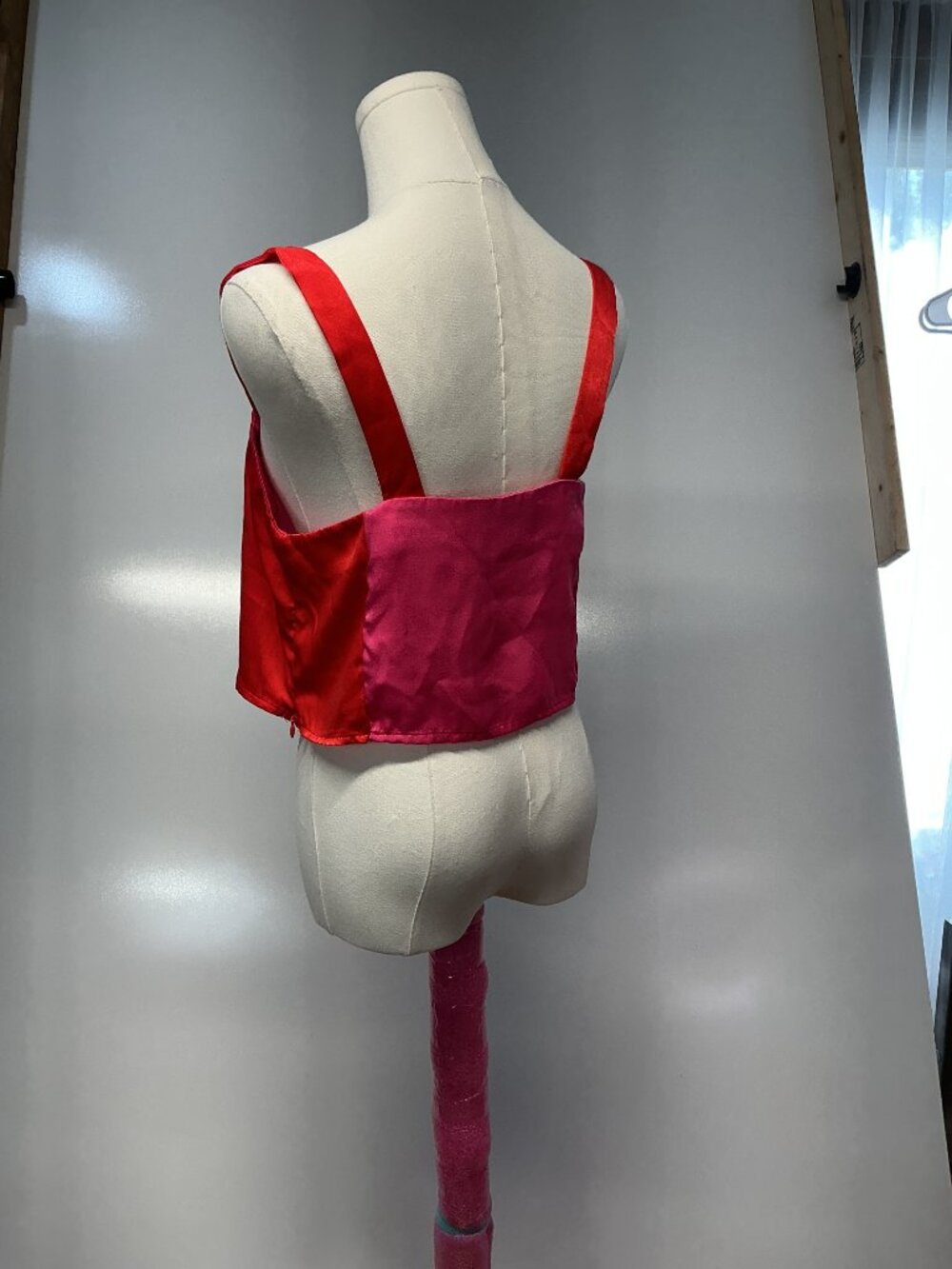 Petal & Pup Lulu M Red Pink Two Piece Maxi Skirt Set Colorblock High Low - Picture 5 of 15